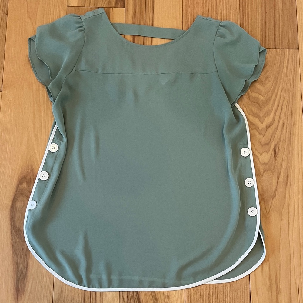 LOFT Green Women's Top